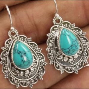 Silvery antique looking earrings